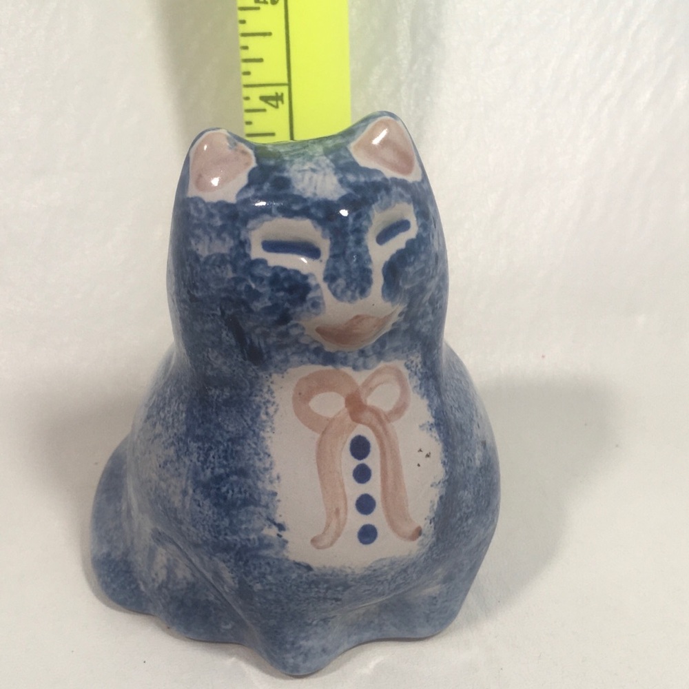 MA Hadley Vintage American Pottery 4.5” Cat Figurine with Bow - Picture 6 of 7